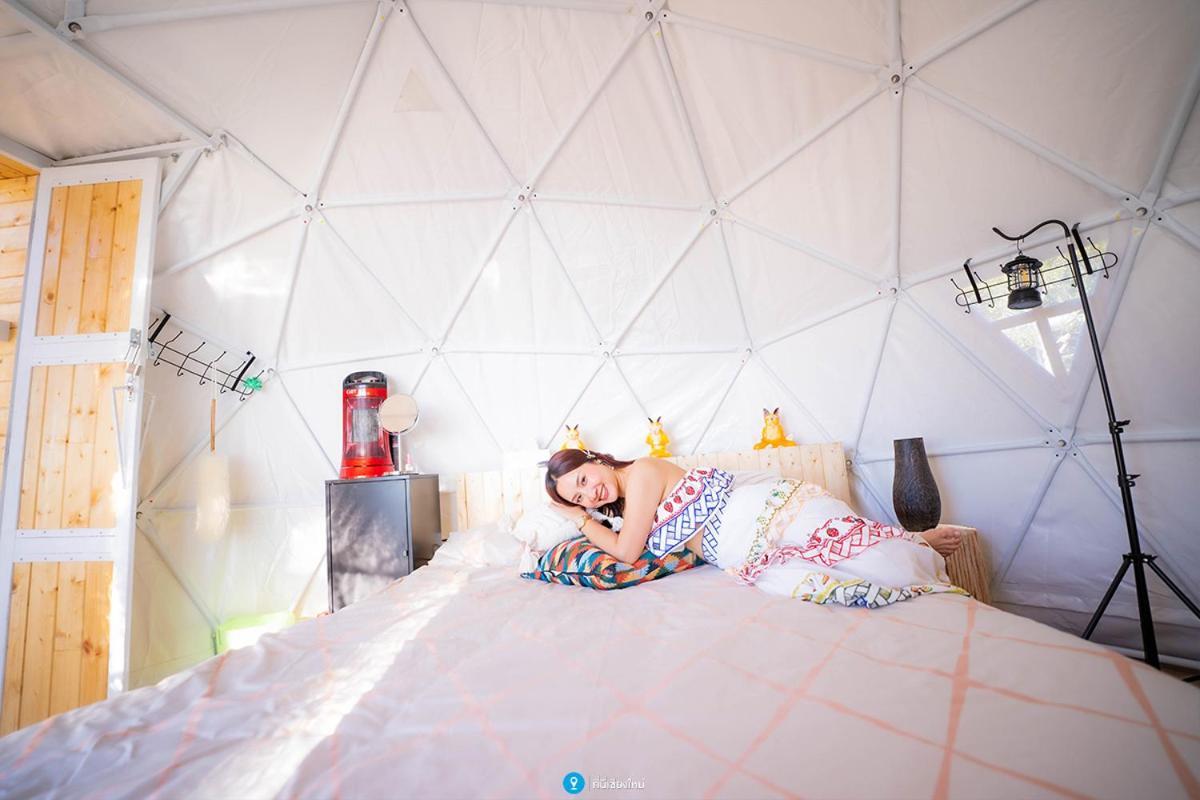 מלון Ban Pang Bo Hu Bon Nam Dun Glamping-น้ำดั้นแกลมปิ้ง מראה חיצוני תמונה